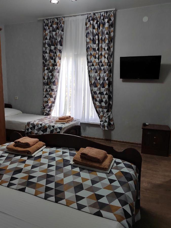 Guest House Санэль Tsandrypsh Ngoại thất bức ảnh