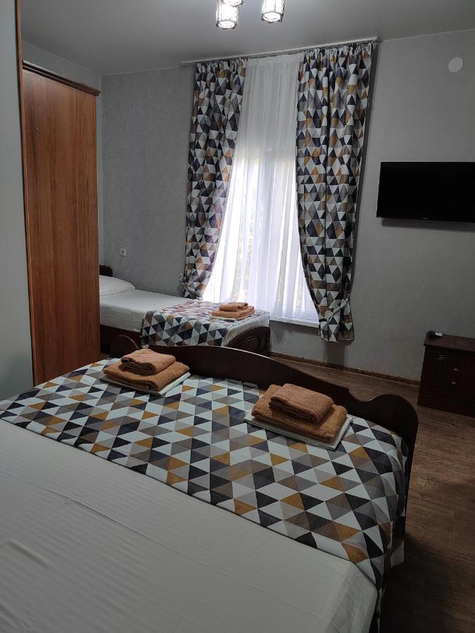 Guest House Санэль Tsandrypsh Ngoại thất bức ảnh